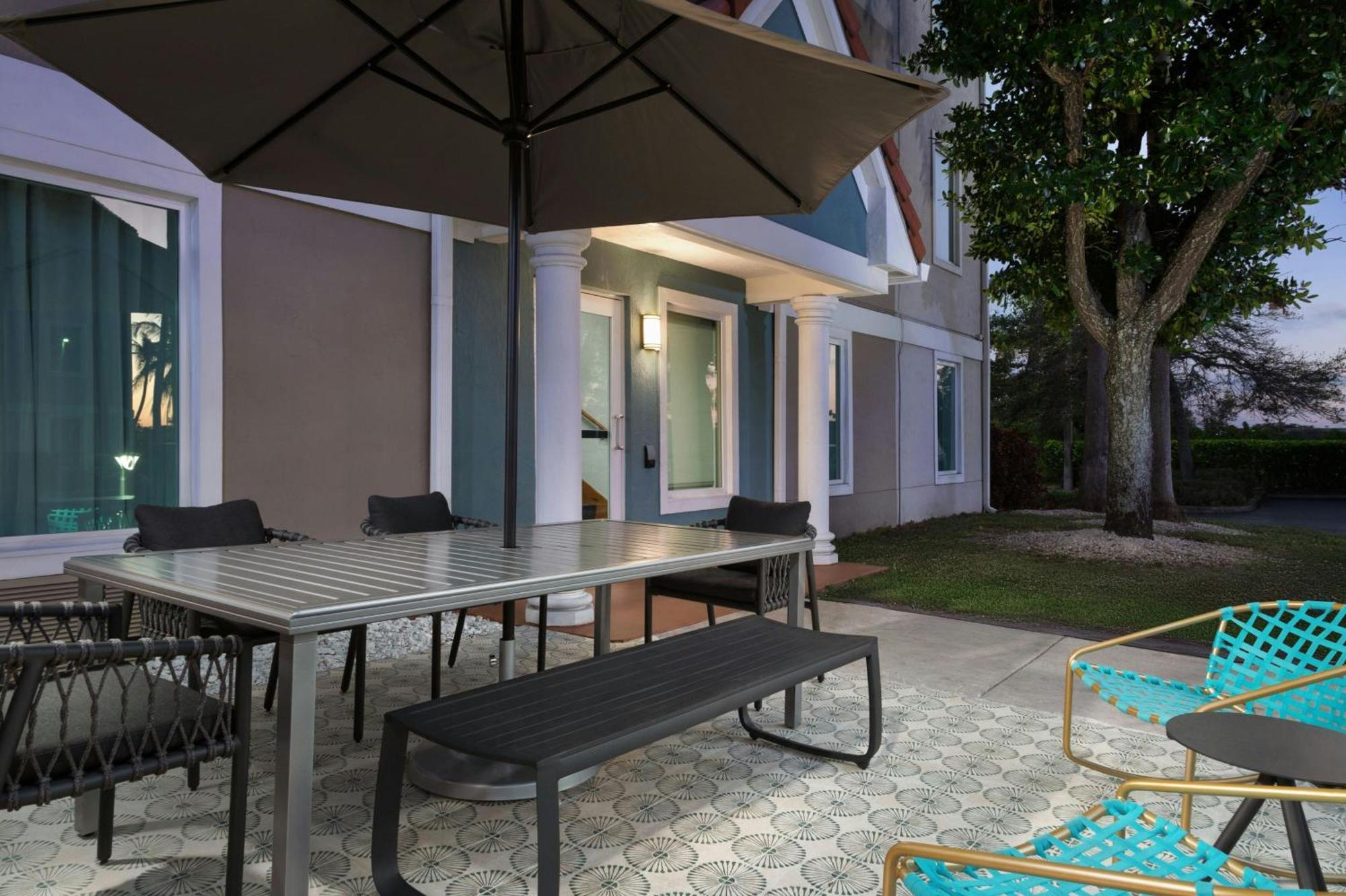 Towneplace Suites Fort Lauderdale West Bagian luar foto